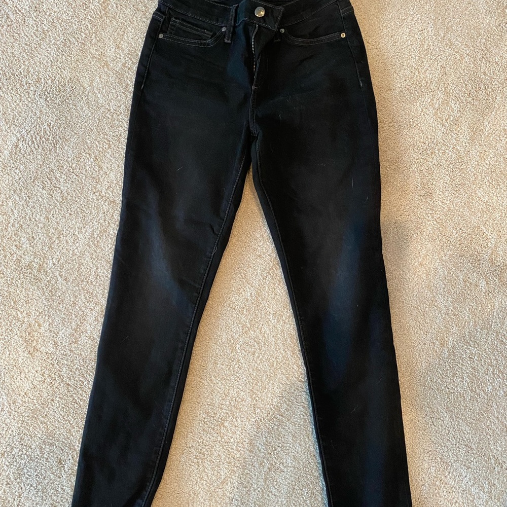 Never worn brand new joes jeans!!!